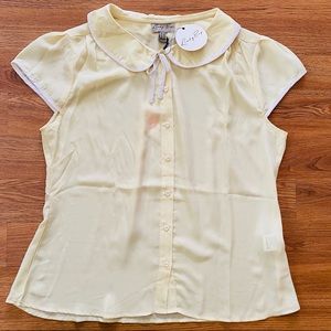 Lindy Bop Tracey Mae peter pan collar blouse in lemon yellow crepe. Size 14 NWT